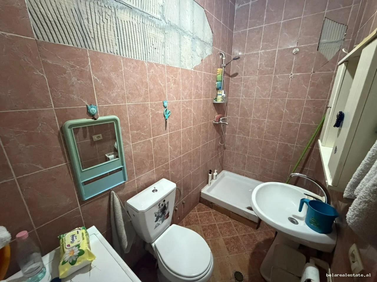 Apartament Per Shitje 2+1 Tek 5 Maji (ID B120882) Tirane