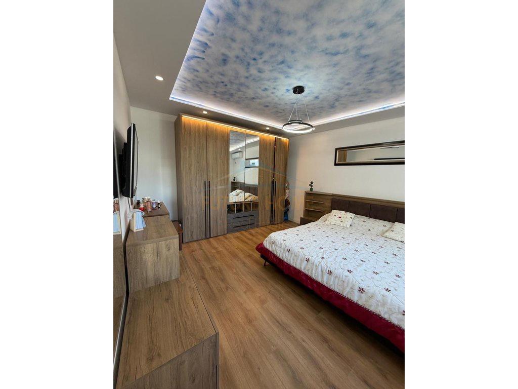 0694603851, Vendore in vendita, Casa privata, Porcellana, Tirana