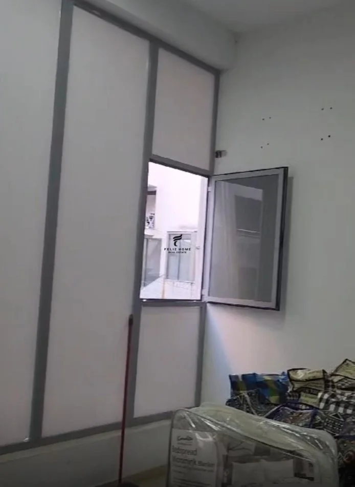 Tirane, shitet dyqan Kati 2, 57 m² 10.000.000 € (ASTIR)
