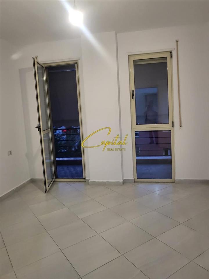 OFFICE WITH RENT 95 M2 DON BOSKO 700 EURO