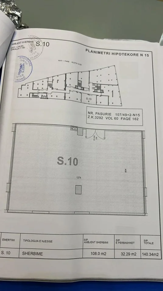 Tirane, vendesi ambiente commerciale Piano 2, 108 m² 270.000 € (COMUNE DI PARISIT)