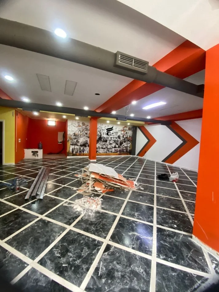 Tirane, ufficio in vendita Kati 1, 224 m² 675.000 € (BULEVARDI ZOGU I)