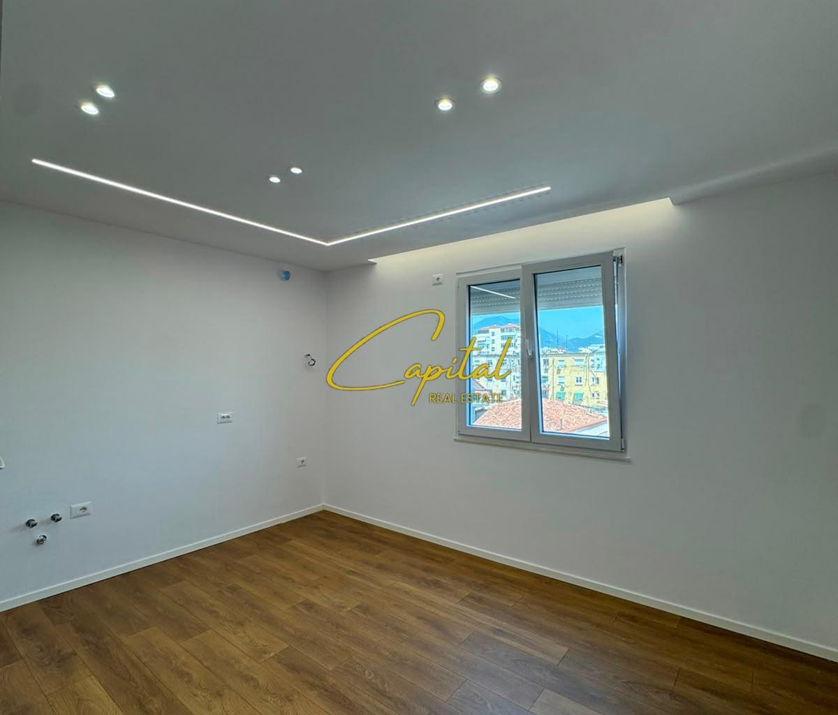 SHITET APARTAMENT 2+1 PAZARI I RI 168.000 EURO