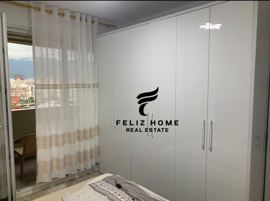 Appartamento con affitto 1+1 in centro, via Kavajes 550 euro