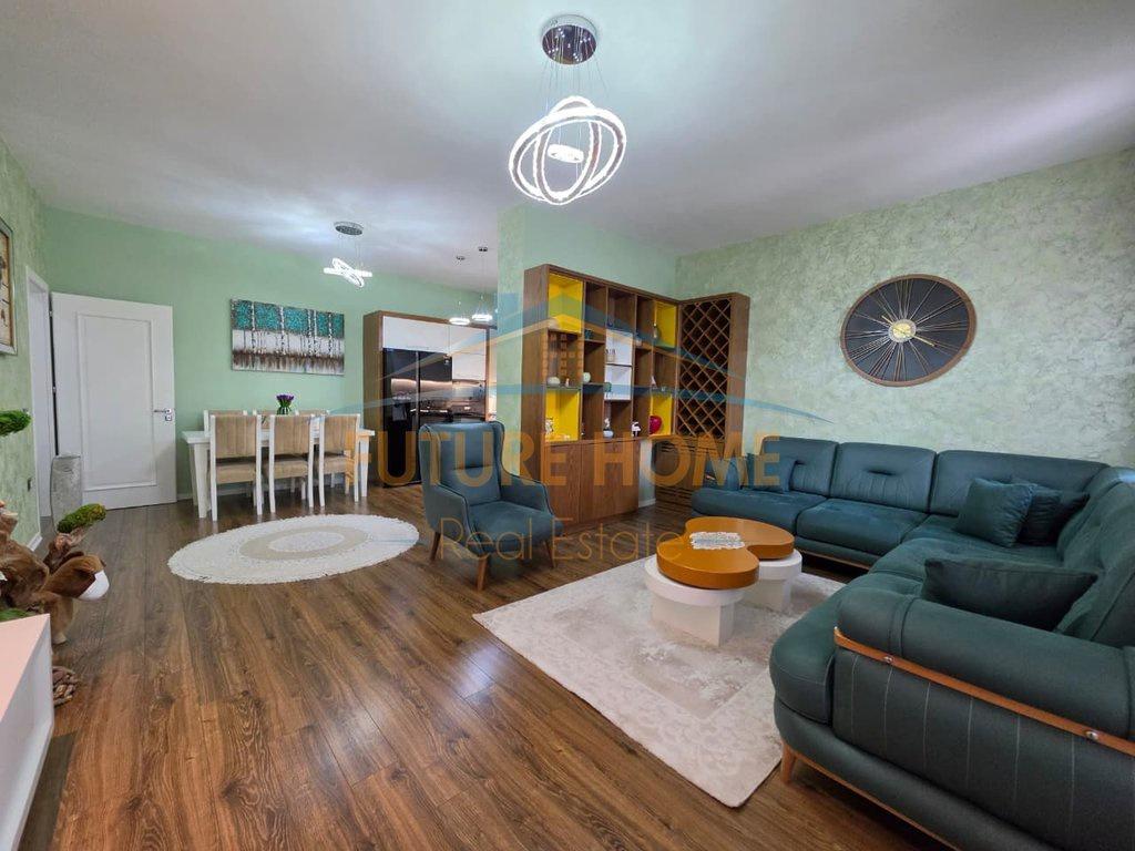 0694603851,Qera, Apartament 2+1, Fresku, Tiranë.