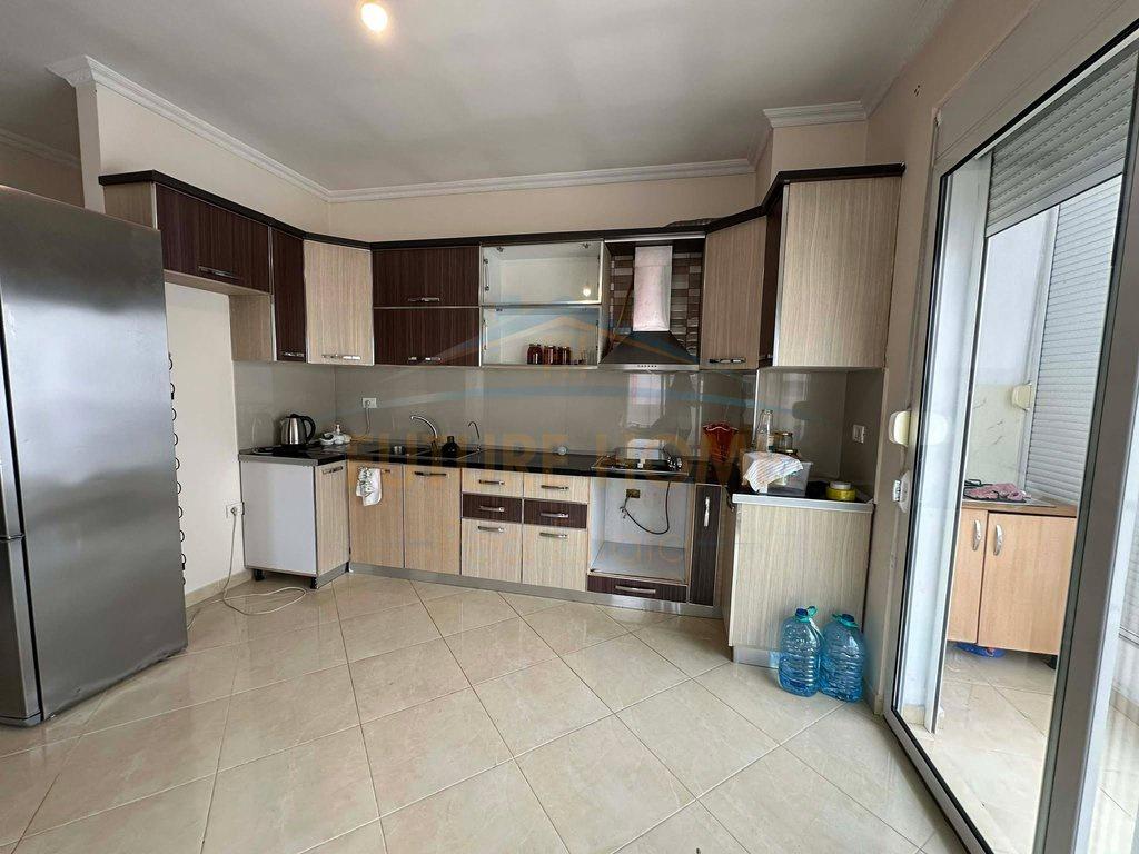 0696043713, Shitet, Apartament 3+1, Yzberisht