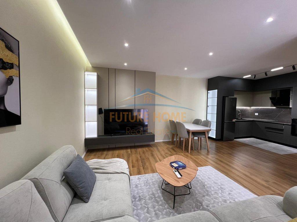 0696043713, Qera, Apartament 1+1,Galeria Roma , Rruga e Kava