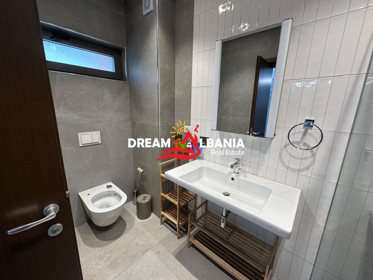 For Rent: 3-Storey Villa in Mullet (ID 4251402)