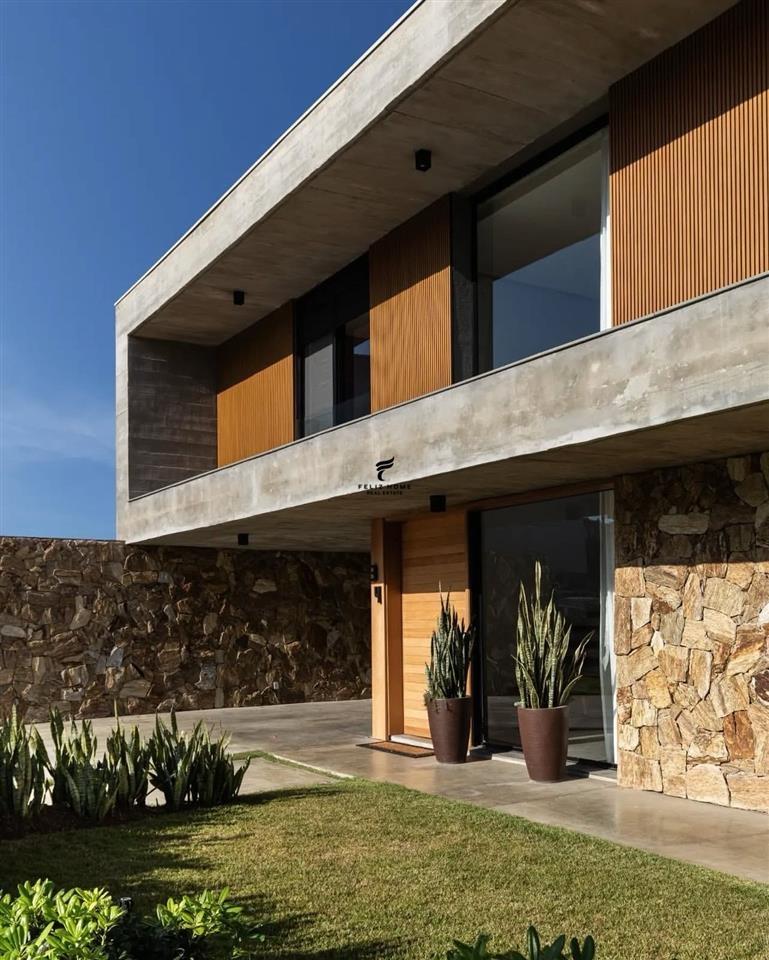VENDESI VILLA di 900 m² a 830.000 euro