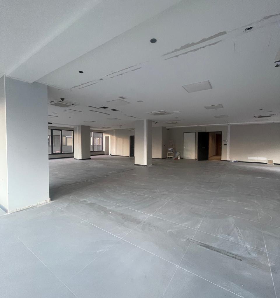 🏢 AMBIENT KOMERCIAL PREMIUM ME QIRA TEK KOMPLEKSI DELIJORGJ