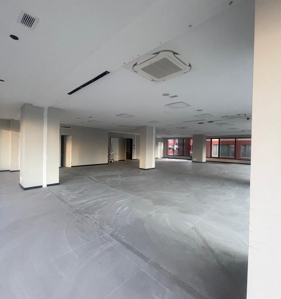 🏢 AMBIENT COMMERCIALE PREMIUM IN AFFITTO PRESSO COMPLESSO DELIJORGJ