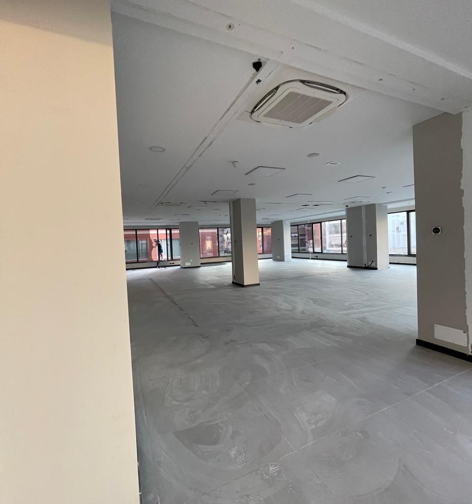 🏢 Ambient Commerciale in Affitto – Complesso Delijorgji