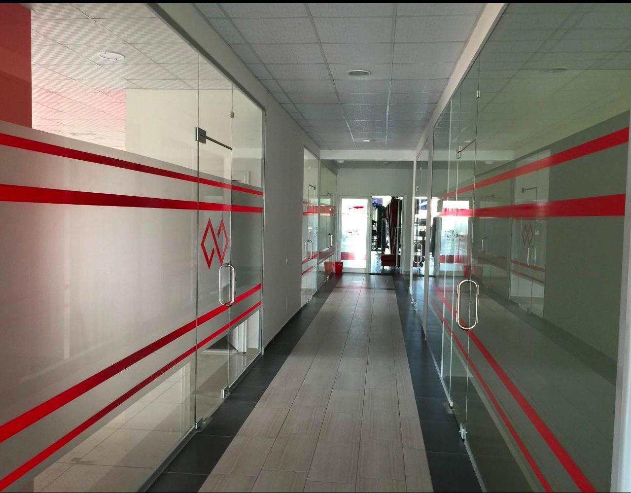 ZYRE ME QERA 250 M2 BULEVARDI I RI 70.000 LEKE