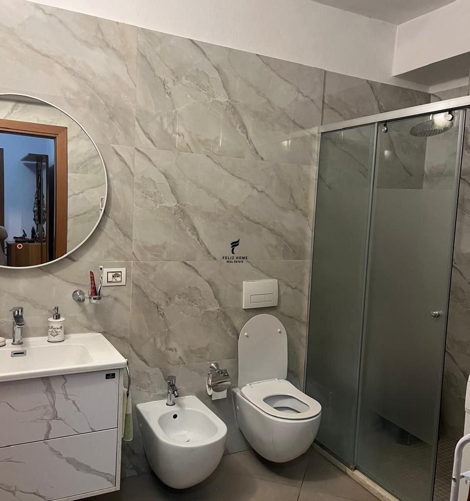 Appartamento in affitto 2+1 via Kavajes 75.000 lek