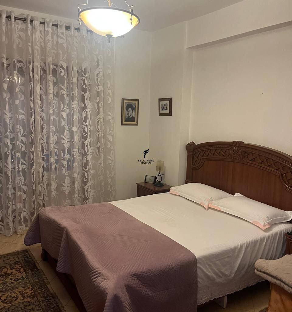 Appartamento in affitto 2+1 via Kavajes 75.000 lek