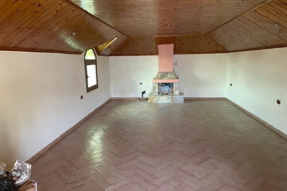 Tirane, vendesi appartamento duplex Dublex, 137 m² 275.000 € (MYSLYM SHYRI)