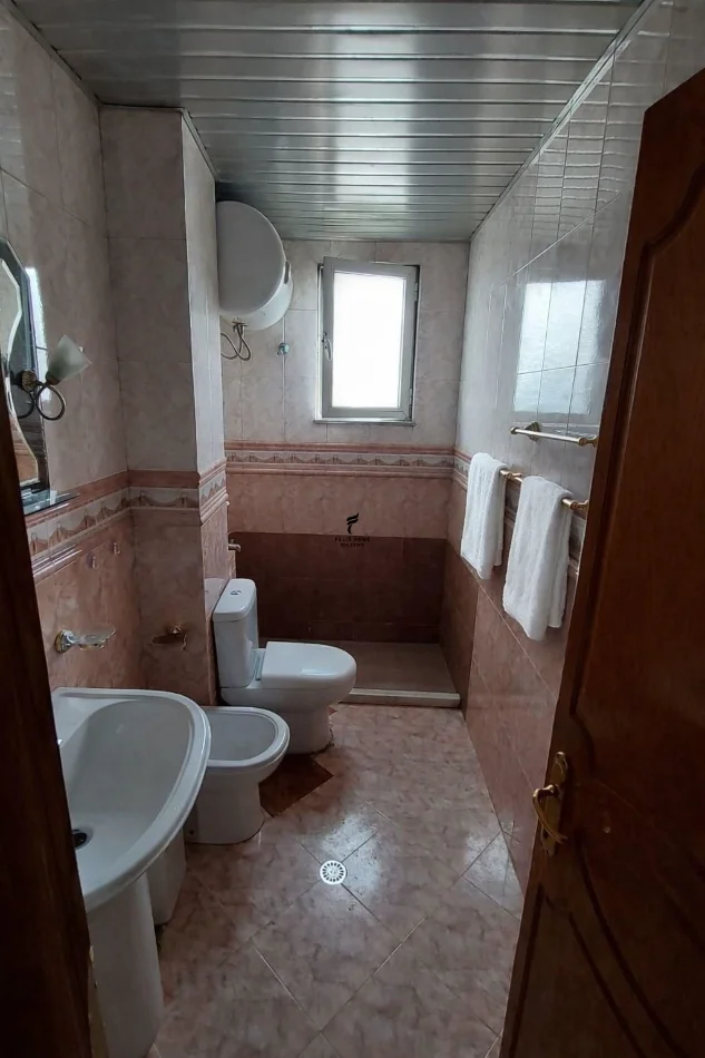 Tirane, vendesi appartamento duplex Dublex, 137 m² 275.000 € (MYSLYM SHYRI)
