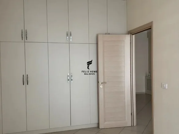 Tirane, vendesi appartamento 1+1+Balcone Piano 2, 72 m² 216.000 € (COMUNE DI PARISIT)