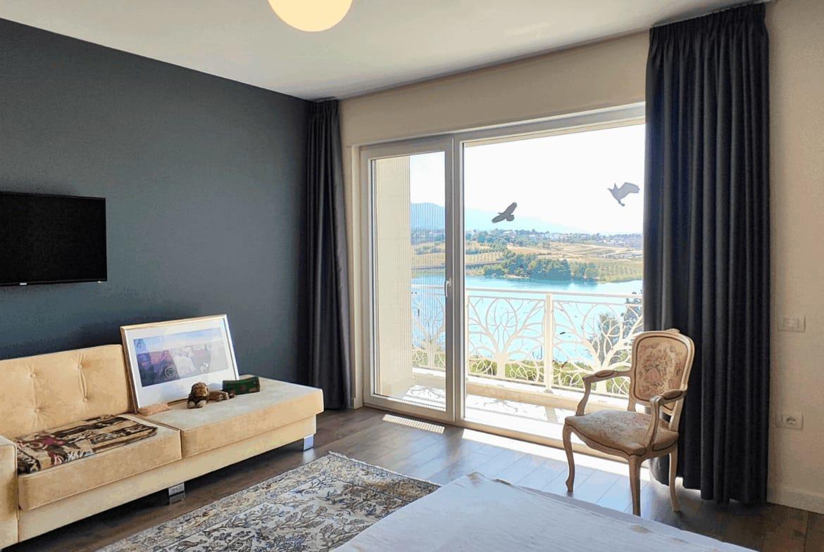 ✨ Exclusive Villa for Sale – By Lake Farka ✨
