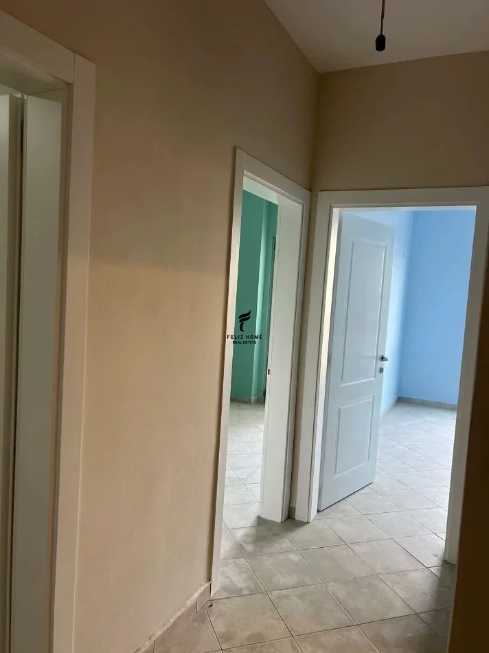 Tirane, vendesi appartamento 2+1 Piano 2, 109 m² 125.000 € (CASA ITALIA)