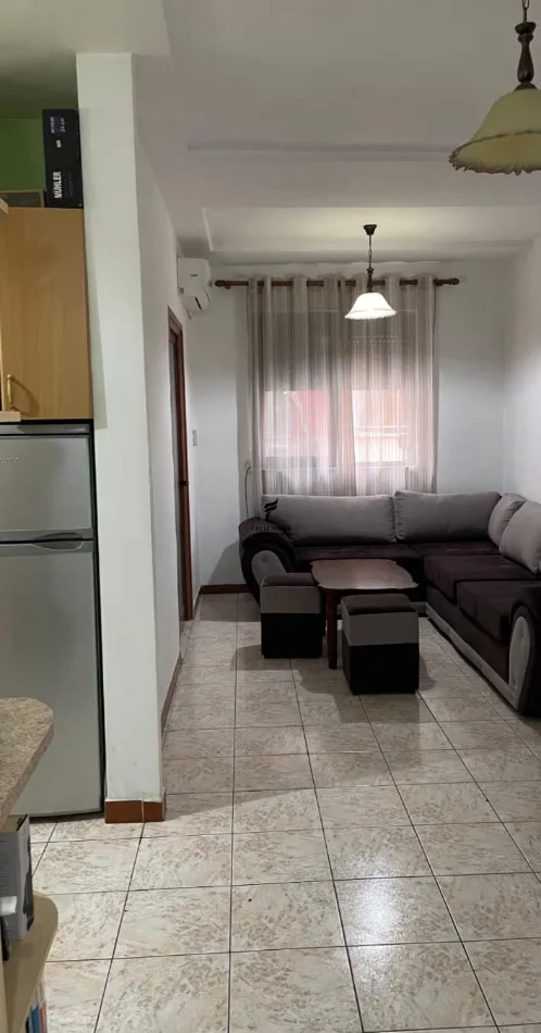 Tirane, vendesi appartamento 1+1 Piano 3, 50 m² 152.000 € (MYSLYM SHYRI)