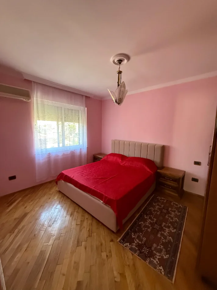 Tirane, vendesi appartamento 2+1 Piano 3, 85 m² 160.000 € (XHAMLLIK)