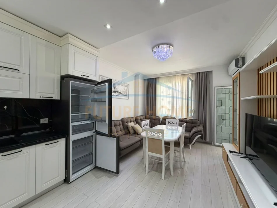 Tirane, vendi in vendita appartamento 1+1 Piano 6, 68 m² 129.000 € (UNAZA E RE, ASTIR)