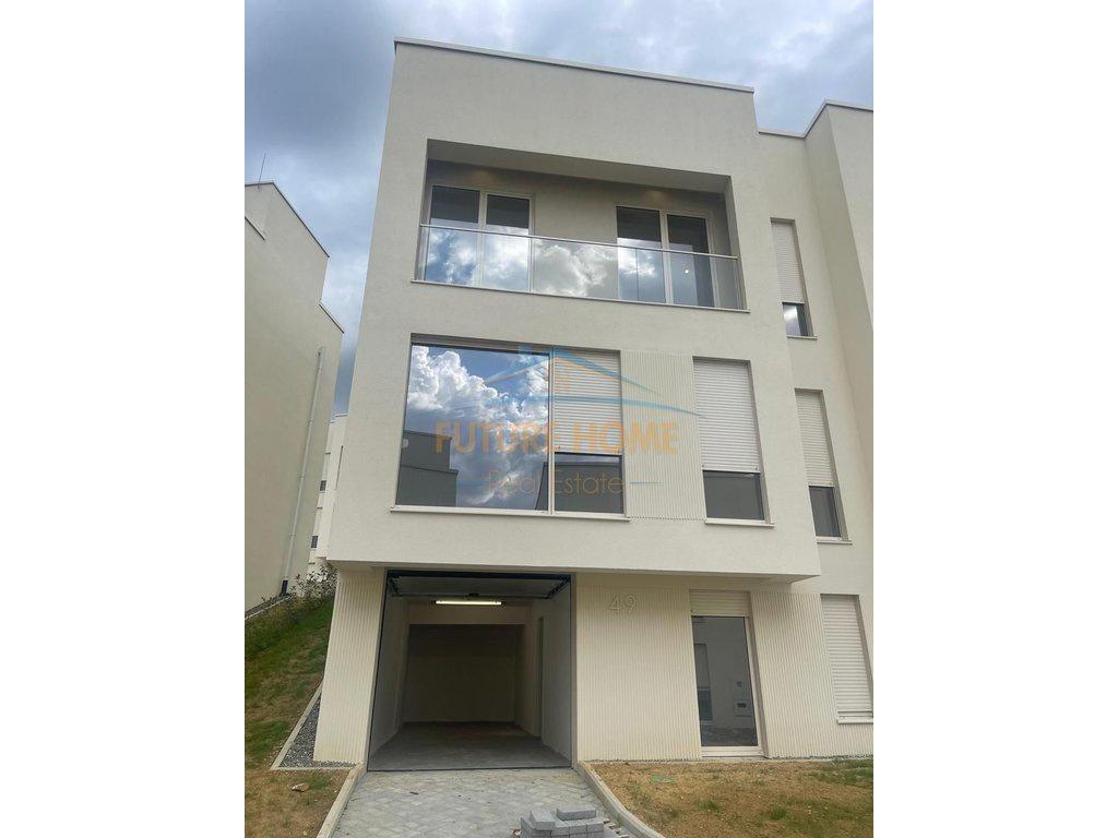 0683487469 Shitet, Vilë 3-kateshe, Residenca AbA, Farke