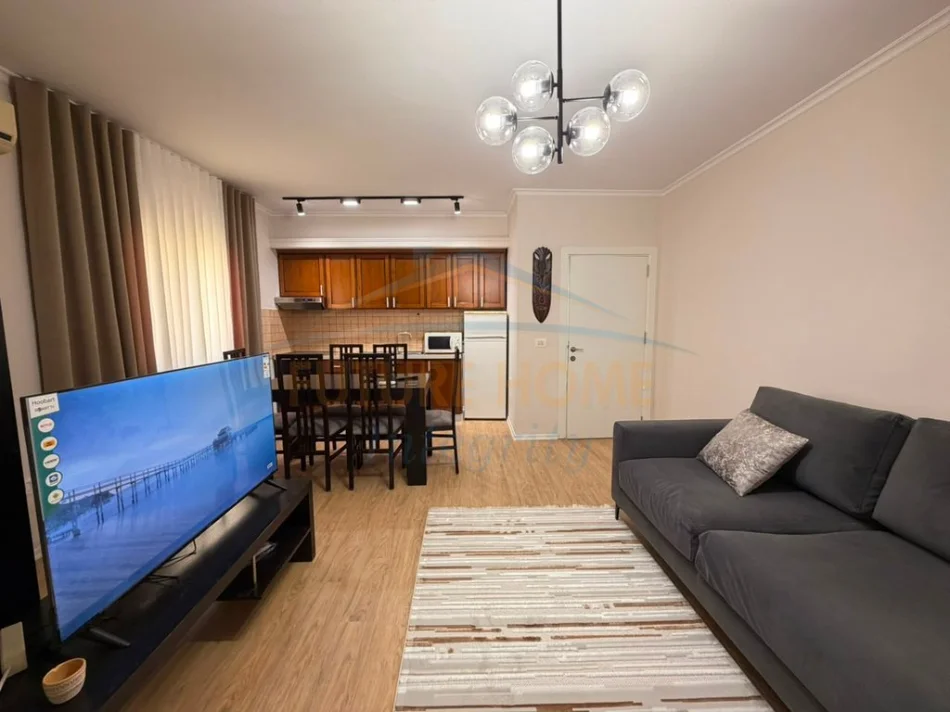 Tirana, vendesi appartamento 2+1 Piano 5, 66 m² 139.000 € (PORCELAN, vicino a TV KLAN)
