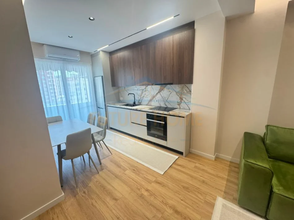Tirane, vendesi appartamento 1+1 Piano 7, 65 m² 125.000 € (ASTIR, vicino Bar Artistit)