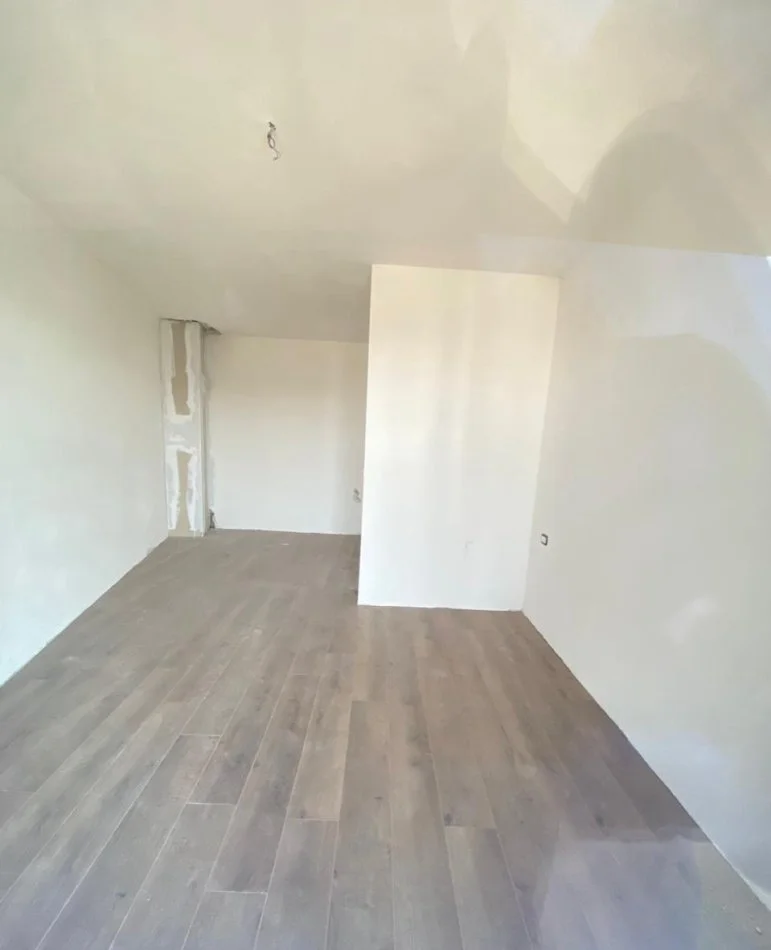 Tirane, Apartment for Sale 1+1+Balcony, 9th Floor, 83 m², €112,500 (FUSHËA E AVIACIONIT)