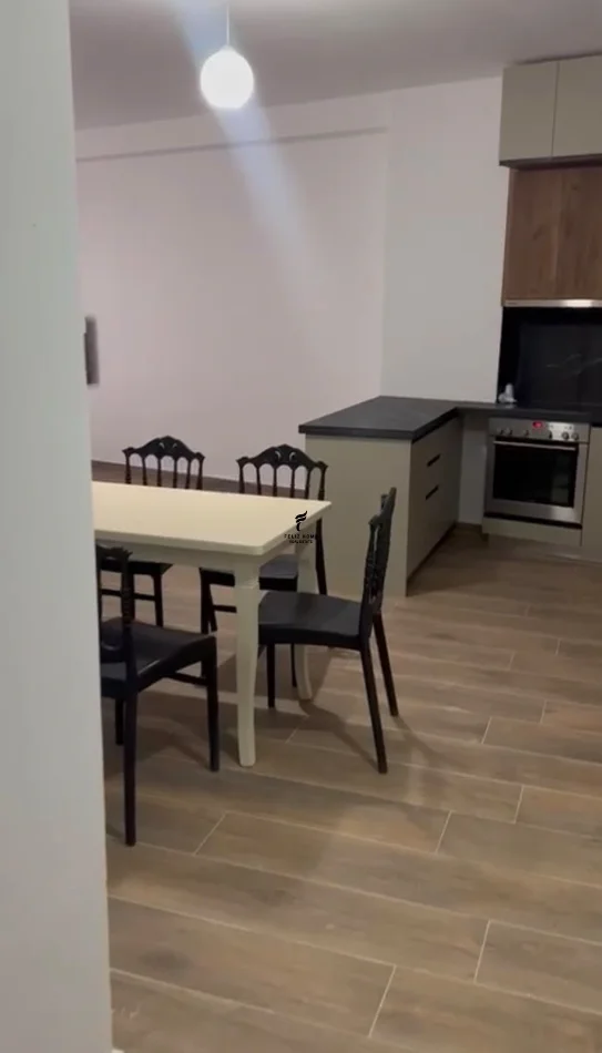Tirane, vendesi appartamento 2+1 Piano 5, 88 m² 147.000 € (ASTIR)