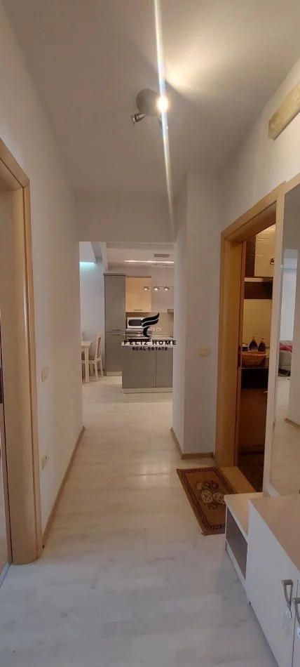 Tirane, affitto appartamento 2+1 Piano 7, 72 m² 500 € (ASTIR)