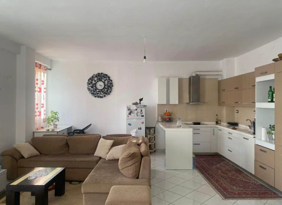 Tirane, Apartment for Rent 2+1, 8th Floor, 90 m², €450 (Yzberisht)