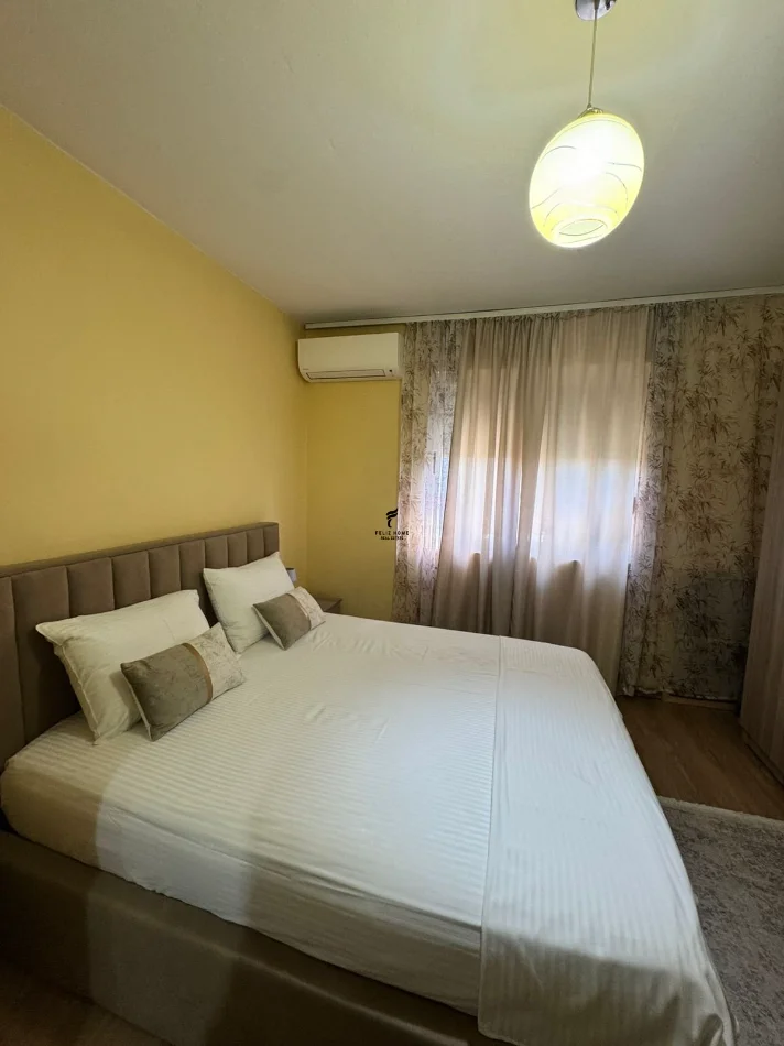 Tirane, affitto appartamento 2+1 Piano 3, 80 m² 600 € (VASIL SHANTO)