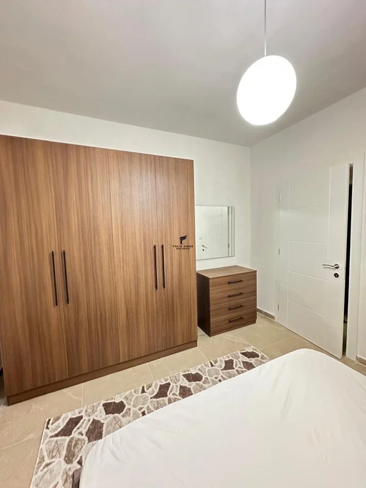 Tirane, affitto appartamento 1+1 al piano 9, 75 m² 450 € (ASTIR)