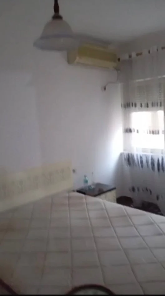 Tirane, affitto appartamento 1+1 Piano 5, 70 m² 400 € (Yzberisht)