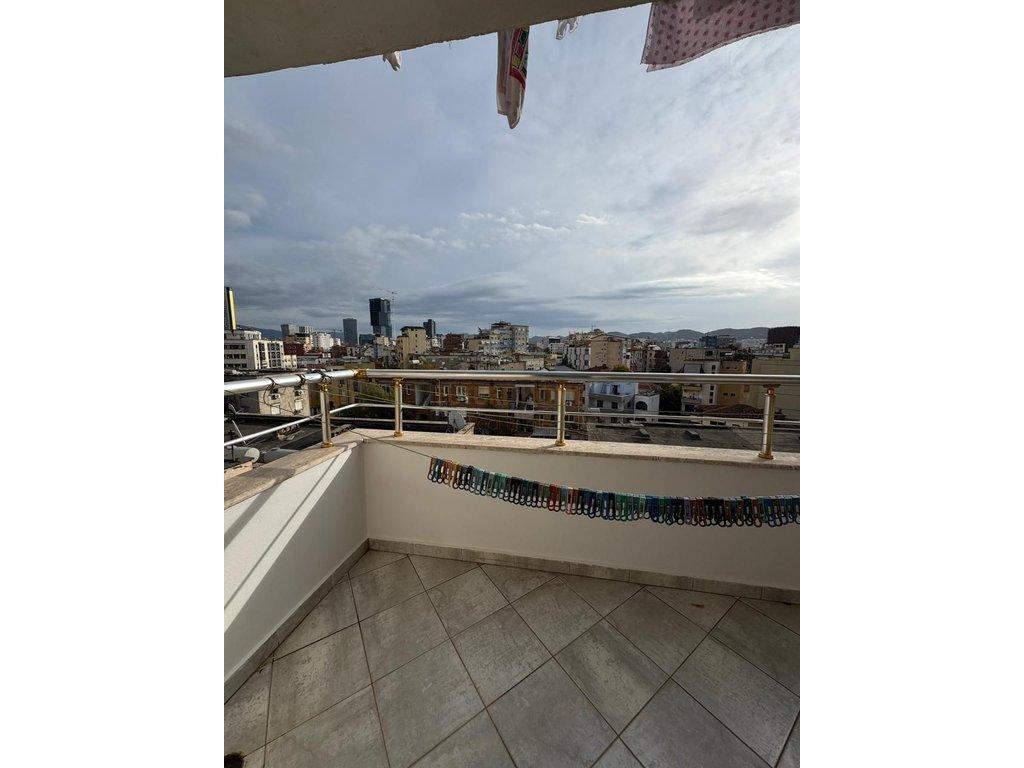 0683487469 Qera , Apartament 1+1 , Rruga Mine Peza , Tiranë