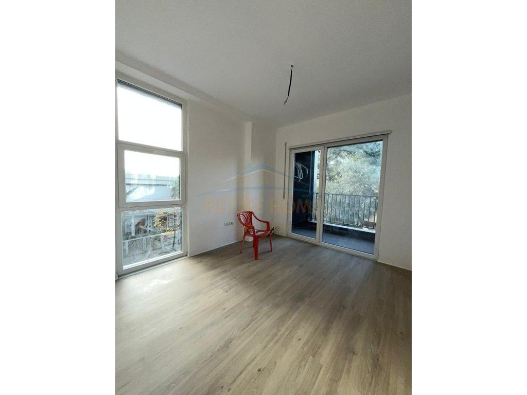 0694738665 Vendesi, Appartamento 2+1+2, Complesso Henke, Tirana