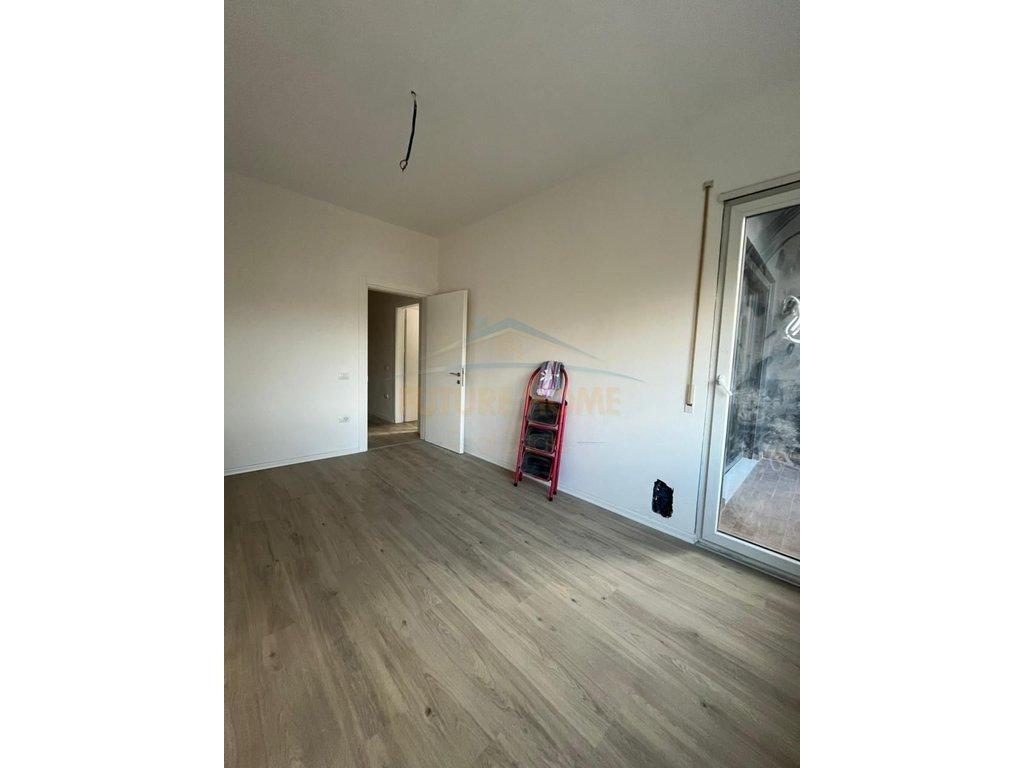 0694738665 Vendesi, Appartamento 2+1+2, Complesso Henke, Tirana