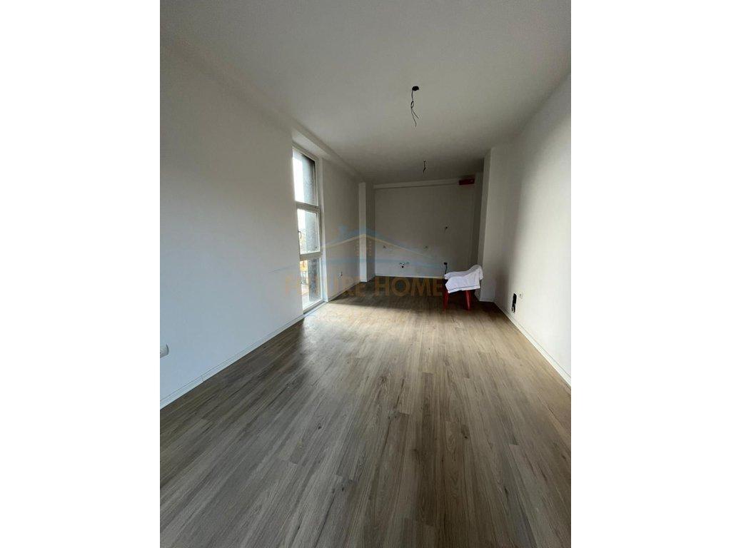 0694738665 Shitet, Apartament 2+1+2, Kompleksi Henke, Tiranë