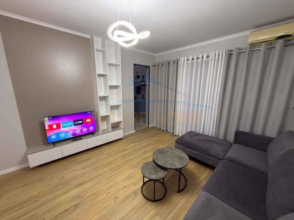 0694603851,Shitet , Apartament 1+1 Unaza e Re , Tirane