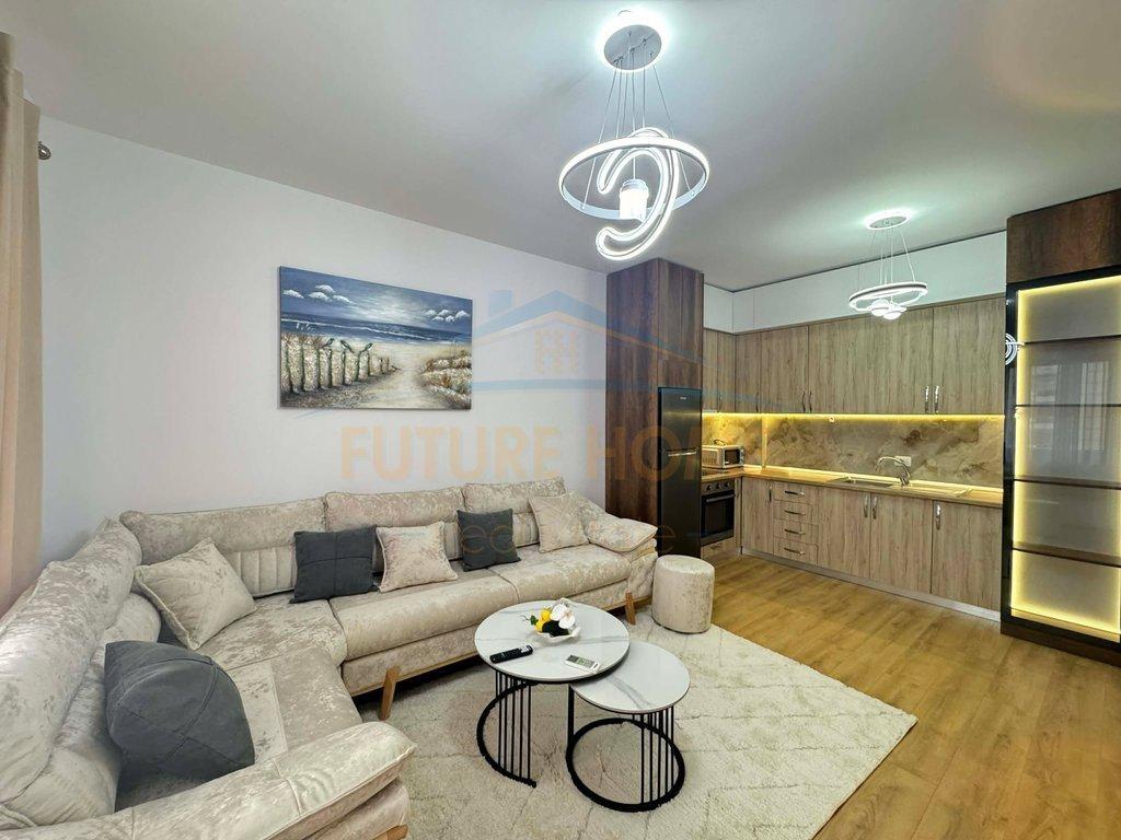 0694603851,Shitet , Apartament 2+1+2 Unaza e Re , Tirane