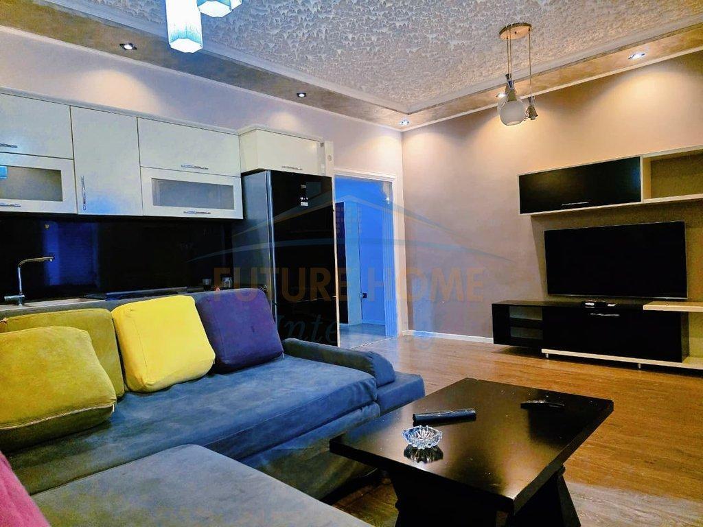 0694603851,Qera, Apartament 2+1+2+Post Parkimi, Fresku, Tira