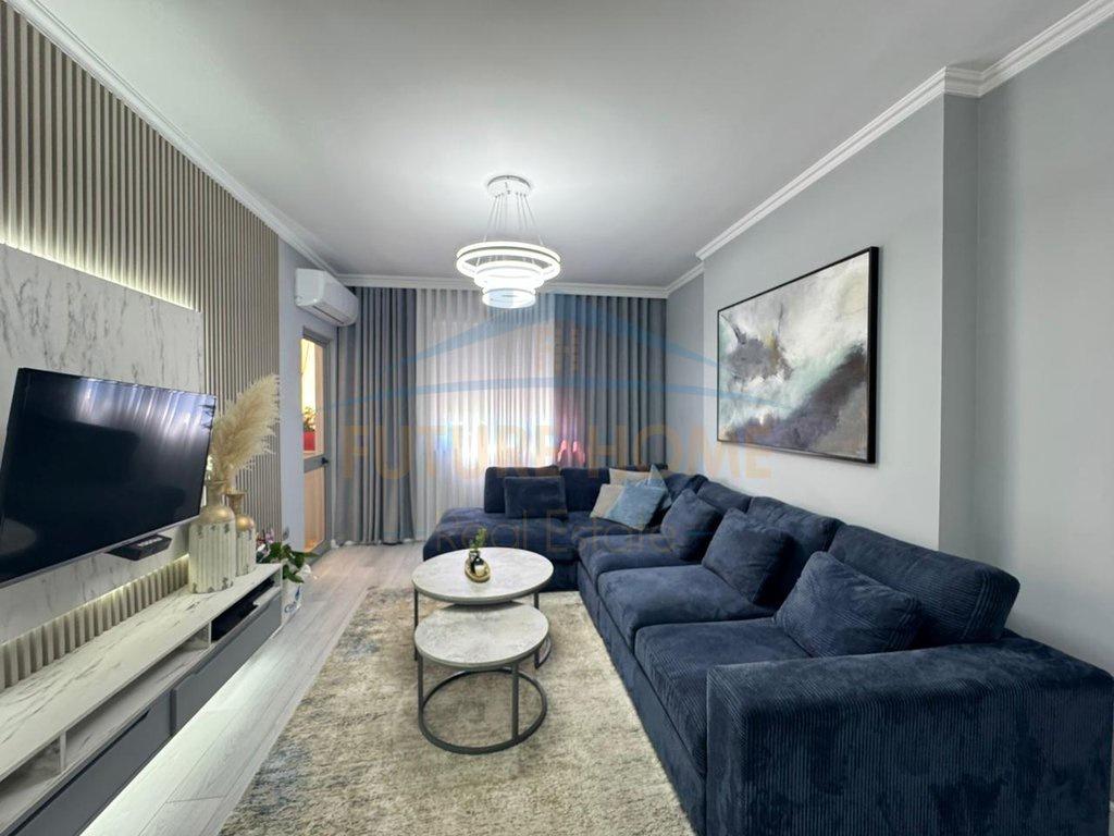 0692268458 Shitet, Apartament 2+1, Yzberisht