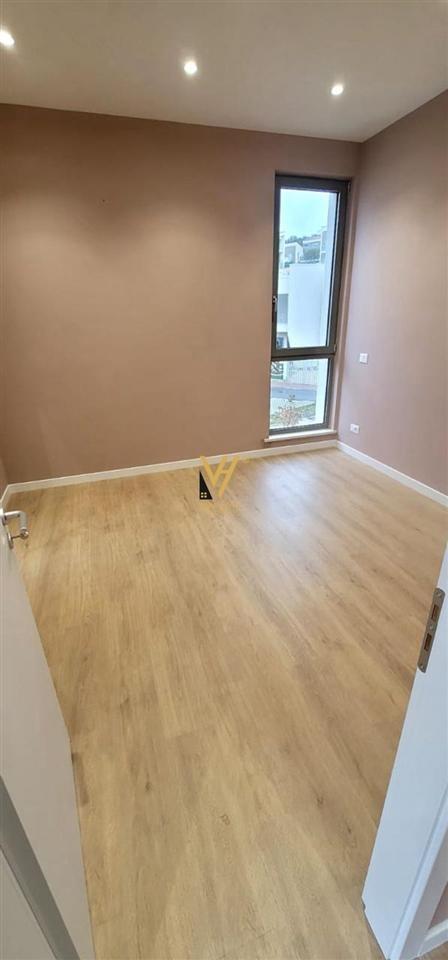 JEPET VILETE DY KATESHE ME QIRA TE LIQENI THATE 220.000 LEKE