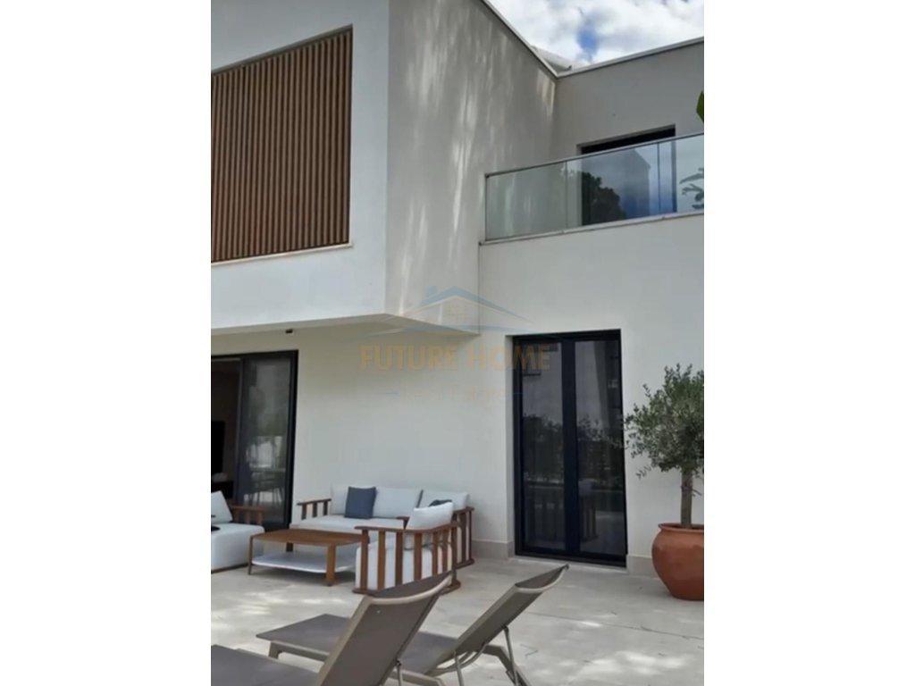 0694738665 Vendita, Villa Singola Complesso San Pietro