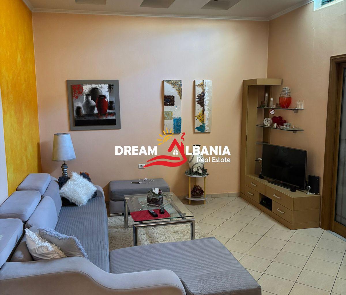 Jepet me Qera Vilë Duplex në Sauk (ID 4251455)