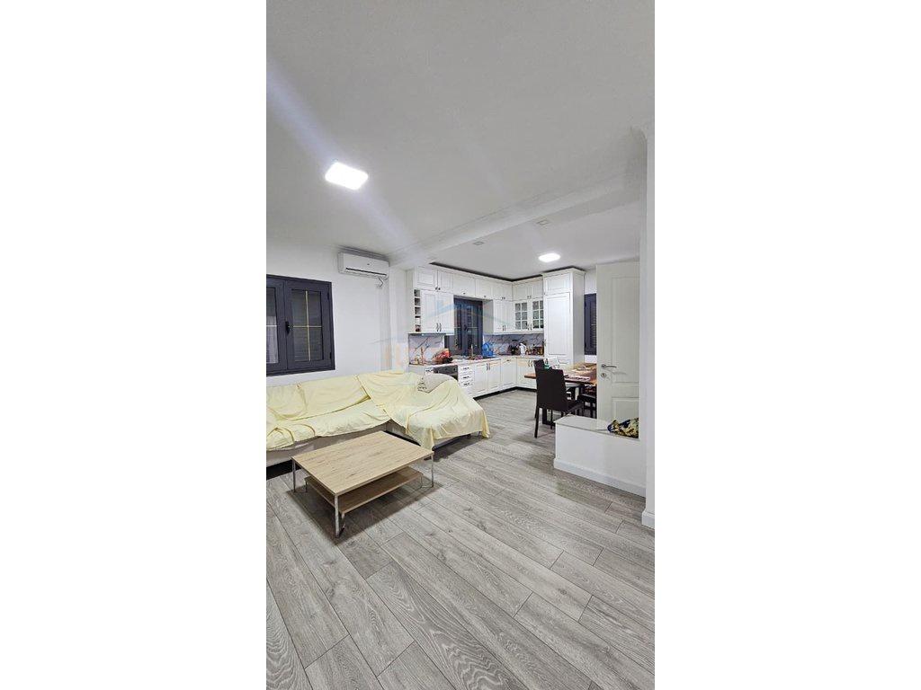 0683487469 Villa in vendita 2-piani, Pishat e Buta, Golem