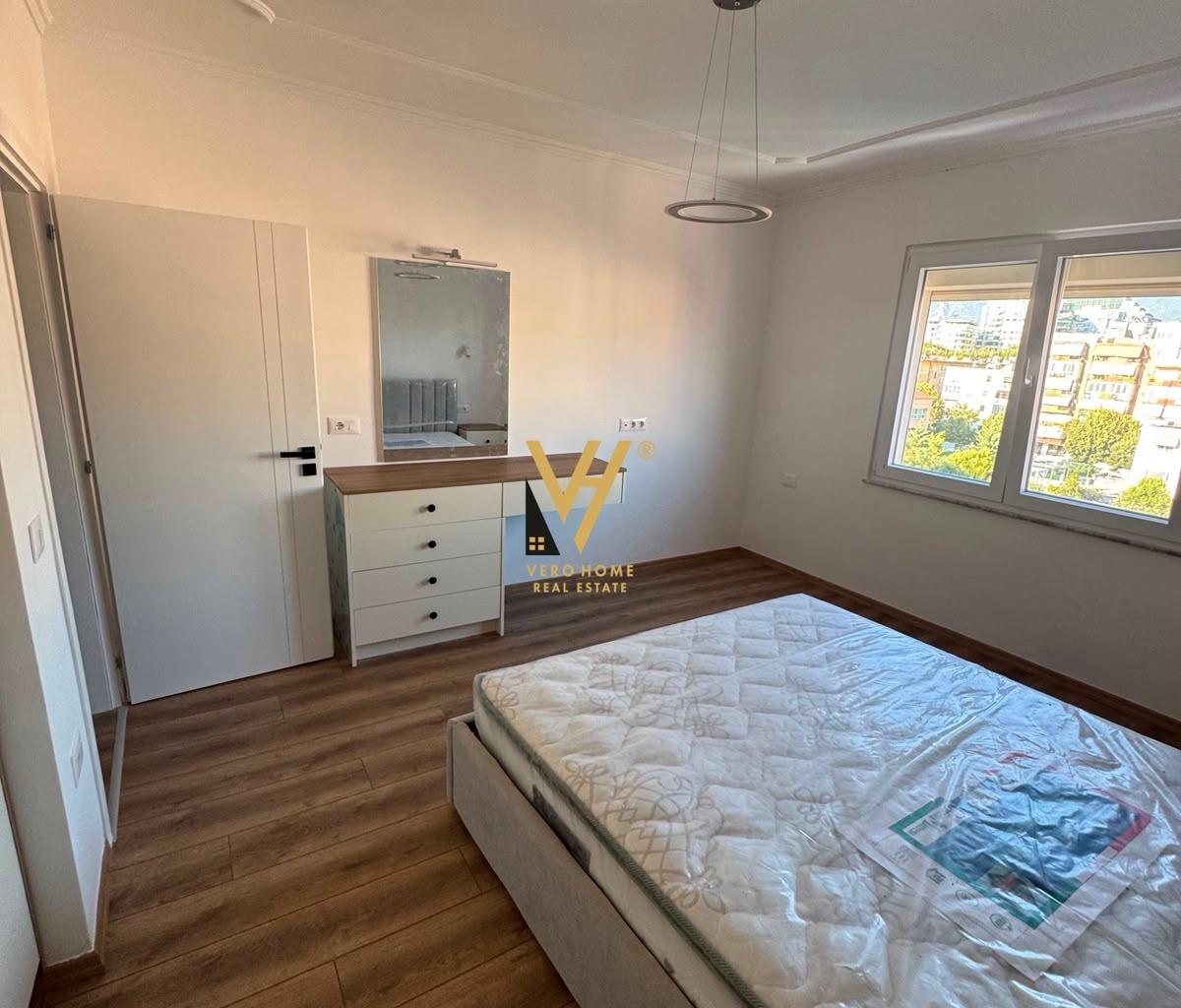 JEPET APARTAMENT 1+1+BLK ME QERA NE VASIL SHANTO 650 EURO